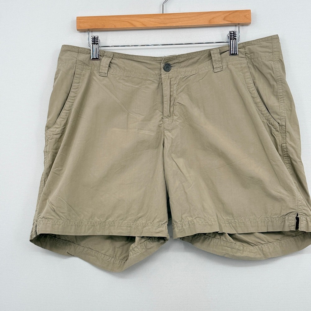 Columbia Cargo Shorts Womens 12 Tan Khaki Cotton Gorpcore Hiking Outdoor Utility